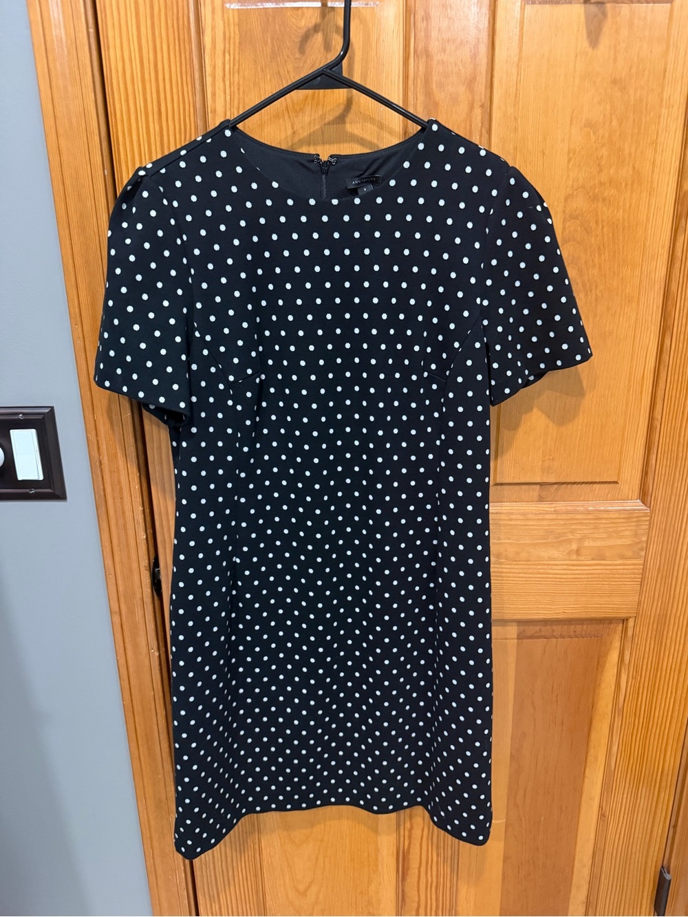 Ann Taylor polka dot shift dress- size 8